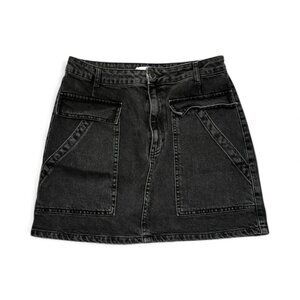 Topshop Black Denim Cargo Mini Skirt | Size 8 | EUC | Utility Style